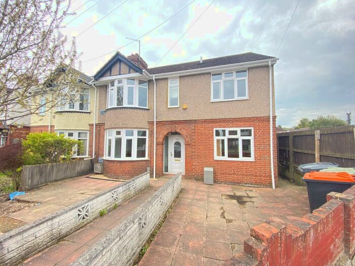 5 Bedroom Semi-Detached House To Rent In Luton Road, Dunstable, LU5