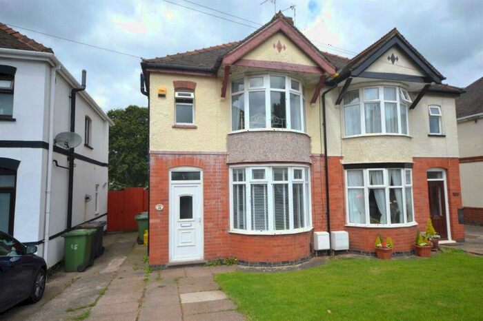3 Bedroom Semi-Detached House To Rent In Ryde Avenue, Weddington, CV10