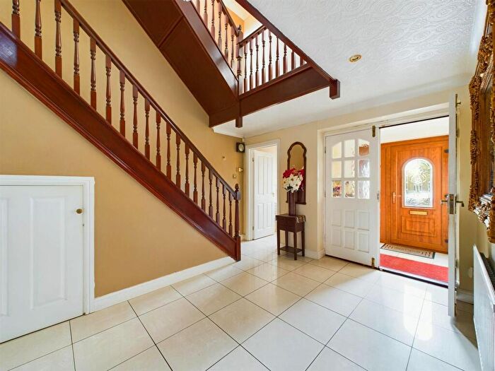 7 Bedroom Detached House For Sale In Jessops Lane, Gedling, Nottingham, NG4