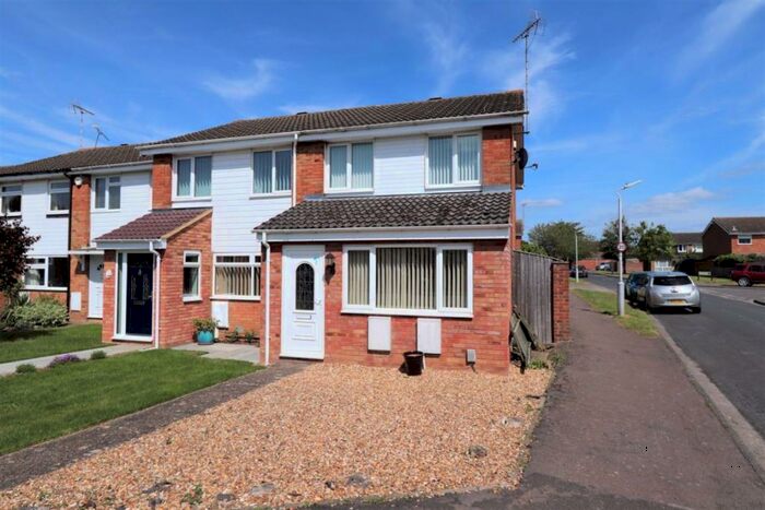 2 Bedroom House To Rent In Pegasus Road, Leighton Buzzard, LU7