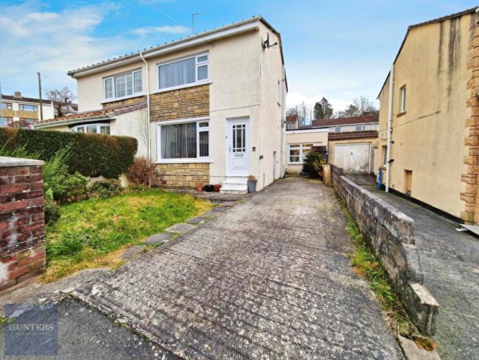 3 Bedroom Semi-Detached House For Sale In Dol Wen, Pencoed, Bridgend, CF35