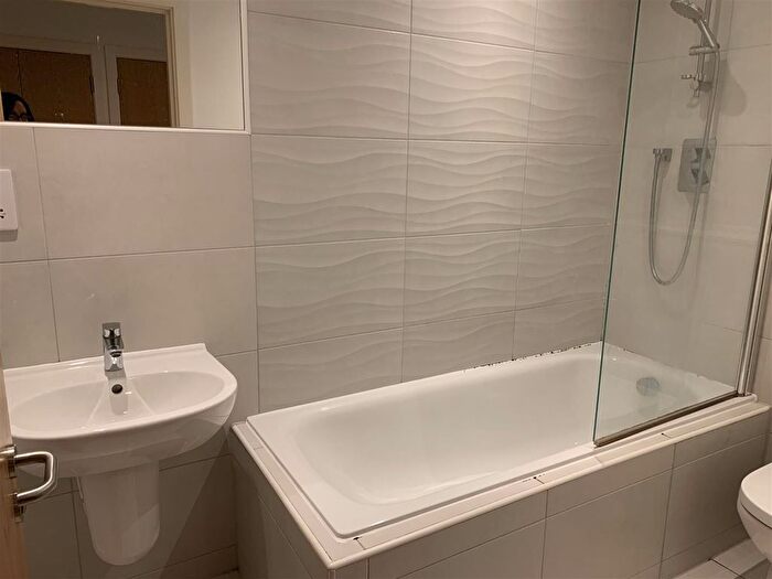 3 Bedroom Flat To Rent In Simpson Street, Manchester, M4