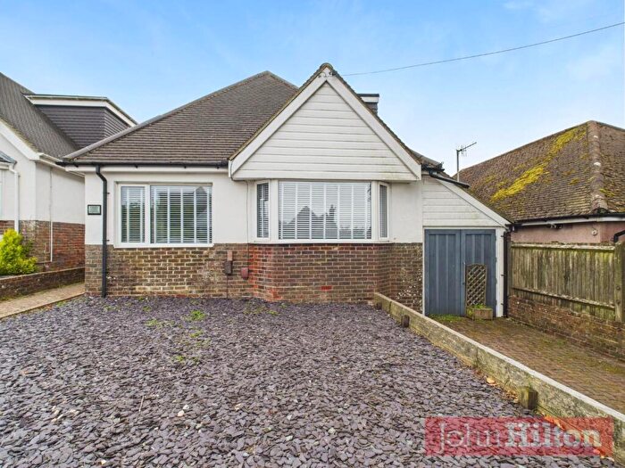 4 Bedroom Detached House For Sale In Farm Hill, Woodingdean, BN2