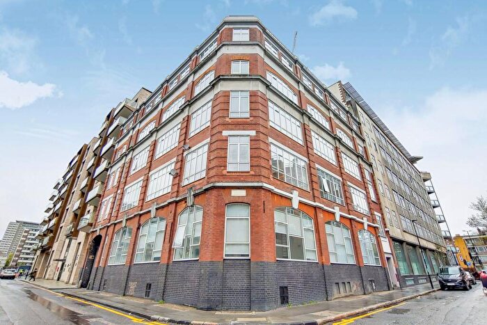 1 Bedroom Flat To Rent In Dingley Road, Shoreditch, London, EC1V