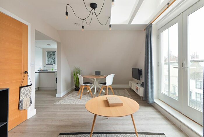 1 Bedroom Apartment To Rent In Whitstable Road, Canterbury, CT2