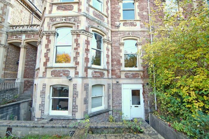 3 Bedroom Flat To Rent In Meridian Road, Redland, Bristol, BS6