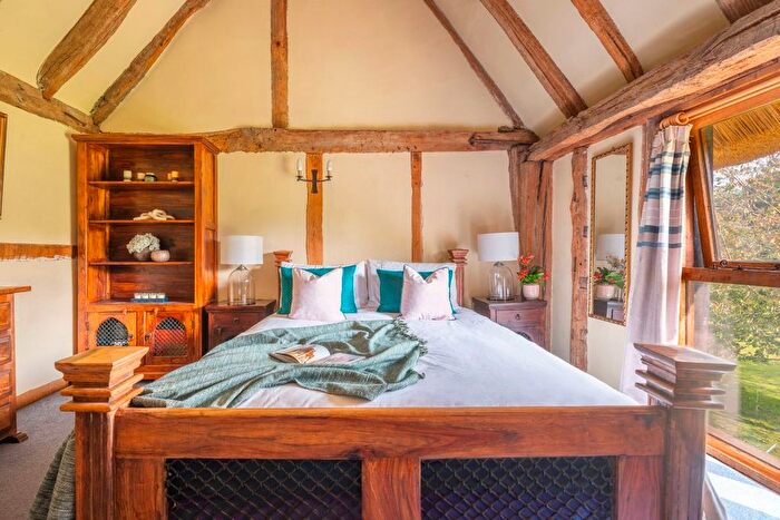5 Bedroom Barn Conversion For Sale In Marley Lane, Battle, TN33