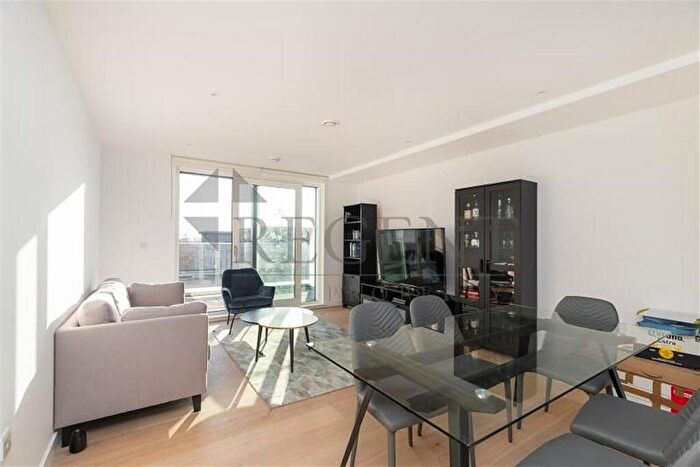 2 Bedroom Apartment To Rent In Eyre Court, Pentonville Road, N1