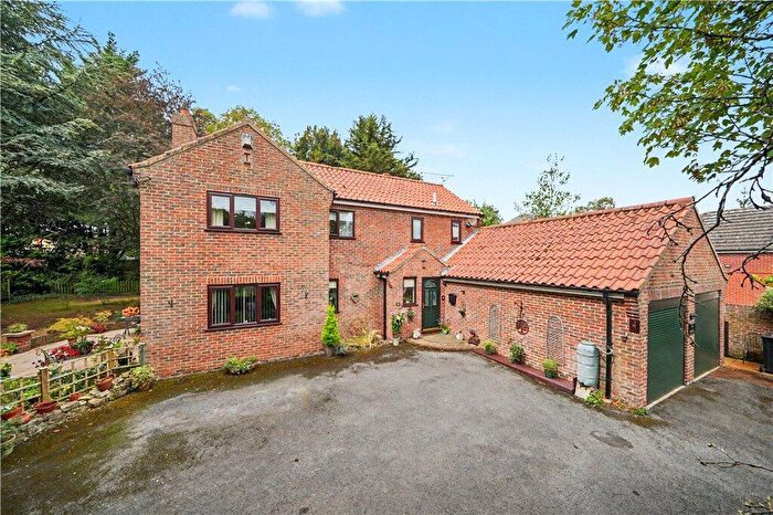 4 Bedroom Detached House For Sale In Quarry Moor Lane, Ripon, North Yorkshire, HG4