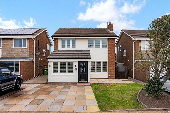 3 Bedroom Detached House For Sale In Lighthorne Drive, Southport, Merseyside, PR8