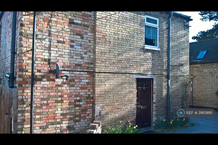 1 Bedroom Flat To Rent In Orchard Lane, Huntingdon, PE29