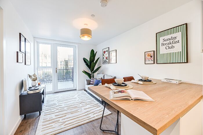 1 Bedroom Apartment To Rent In Bolt Works, Lister Lane, Halifax, West Yorkshire, HX1