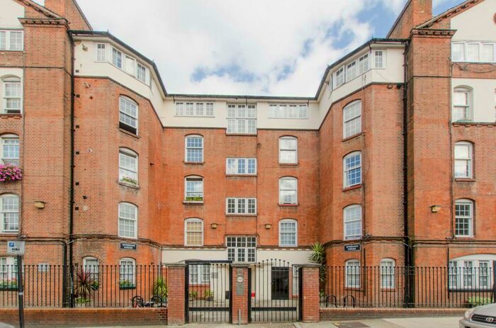 2 Bedroom Flat To Rent In Churchway, Euston, London, NW1