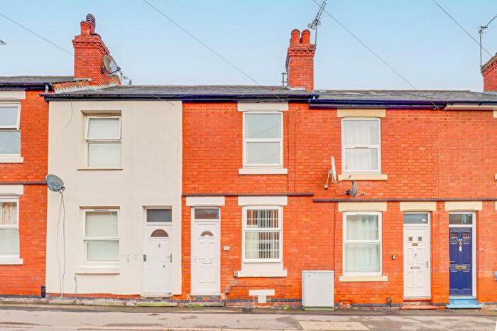 2 Bedroom Terraced House For Sale In Rossington Road, Nottingham, NG2