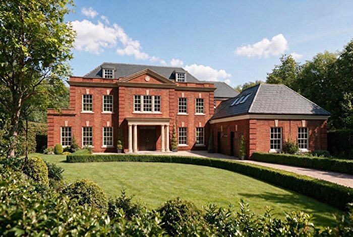 Detached House For Sale In Princes Drive, Oxshott, Surrey, KT22