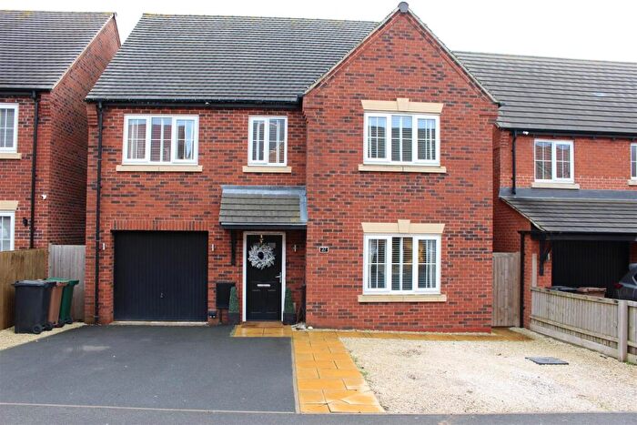 5 Bedroom Detached House For Sale In Kirby Drive, Chellaston, Derby, DE73