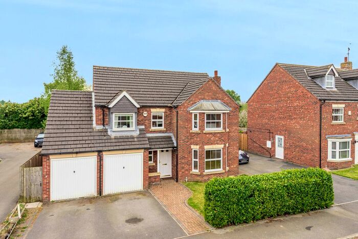 4 Bedroom Detached House For Sale In Sandwath Drive, Church Fenton, Tadcaster, LS24