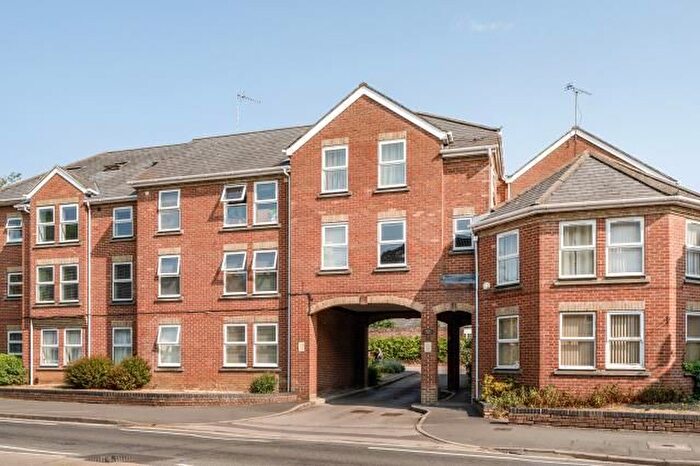 1 Bedroom Flat To Rent In Juniper Court, Abingdon, OX14