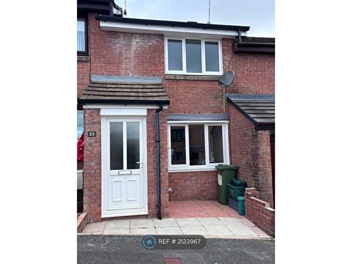 2 Bedroom Terraced House To Rent In Tlysfan, Fishguard, SA65
