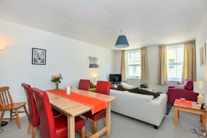 2 Bedroom Maisonette To Rent In Great Bedford Street Bath, BA1