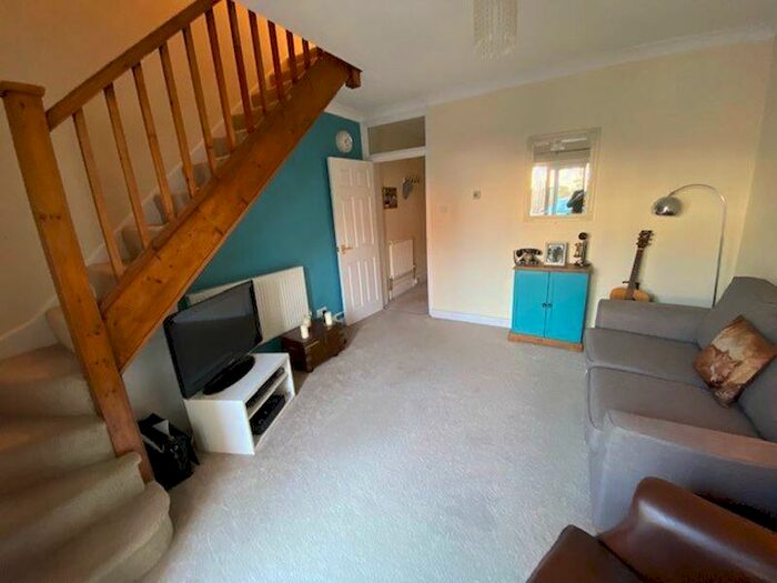 1 Bedroom Flat For Sale In B Christchurch Road, Pokesdown, Bournemouth, BH7