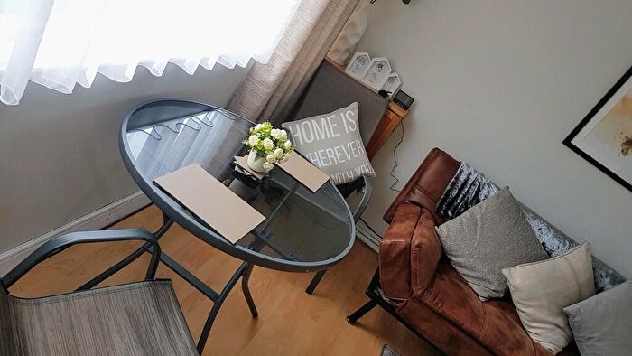 2 Bedroom Chalet For Sale In Sundowner, Hemsby, NR29