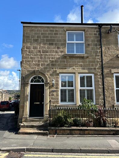 3 Bedroom End Of Terrace House To Rent In Main Street, Burley In Wharfedale, LS29