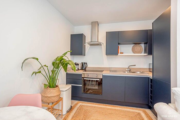 1 Bedroom Apartment For Sale In Southwood Avenue, Bournemouth, Dorset, BH6