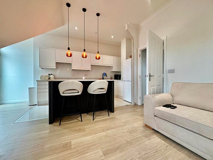 2 Bedroom Apartment To Rent In Taverners Way, Hoddesdon, EN11