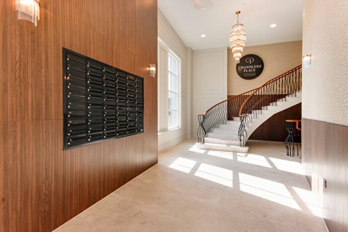 2 Bedroom Flat For Sale In Chandlers Place, High Street, Sevenoaks, Kent, TN13