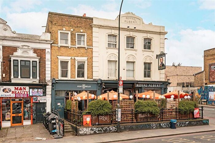 2 Bedroom Flat To Rent In New Cross Road, New Cross, SE14