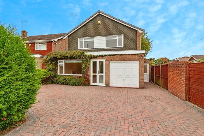 4 Bedroom Detached House For Sale In Wells Drive, Stafford, ST17