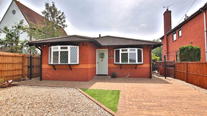 2 Bedroom Bungalow For Sale In Cheltenham Road, Beckford, Tewkesbury, GL20