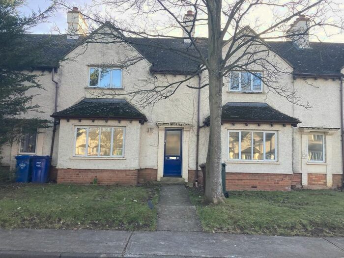 4 Bedroom Terraced House To Rent In Carswell Circle, Bicester, Oxfordshire, OX25