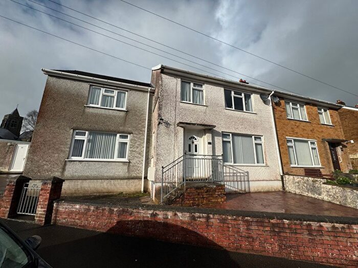 4 Bedroom Semi-Detached House For Sale In Bryn Yr Eglwys, Lampeter, SA48