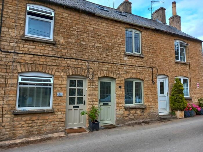 3 Bedroom Cottage To Rent In Chipping Norton, Oxfordshire, OX7