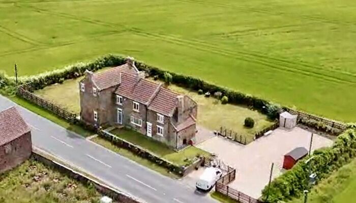 5 Bedroom Farm House For Sale In East Farm, Broach Road, Heck, North Yorkshire, DN14