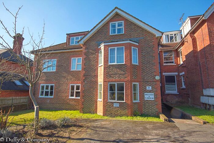 2 Bedroom Flat To Rent In Abigail House, Hazelgrove Road, Haywards Heath, RH16