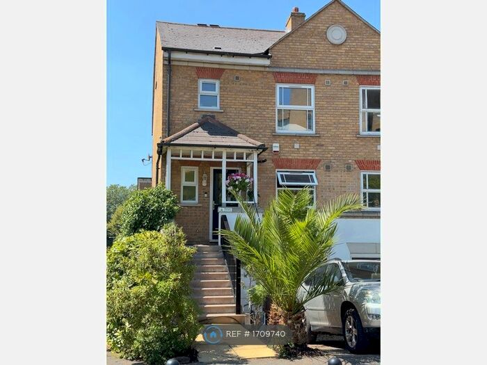 4 Bedroom End Of Terrace House To Rent In Glaisher Street, London, SE8