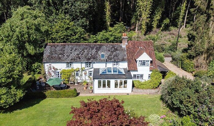 5 Bedroom Detached House For Sale In Pedlam Brook, Matthews Lane, West Peckham, Maidstone, ME18