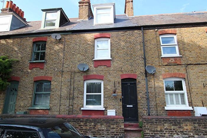 2 Bedroom Terraced House To Rent In Lower Mortlake Road, Richmond, TW9