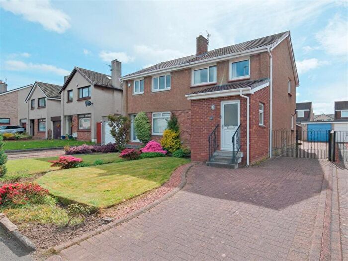 3 Bedroom Semi-Detached House For Sale In Silvertonhill Avenue, Hamilton, ML3