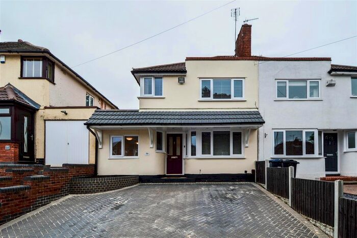 4 Bedroom Semi-Detached House To Rent In Green Park Road, Northfield, Birmingham, West Midlands, B31