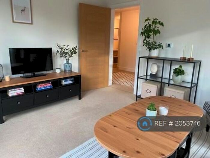 1 Bedroom Flat To Rent In Lansdowne Place, Taplow, Maidenhead, SL6