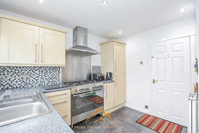 3 Bedroom End Of Terrace House For Sale In Abergeldie Terrace, Aberdeen, AB10