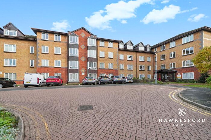 2 Bedroom Flat For Sale In Barkers Court, Sittingbourne, ME10