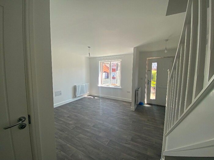 2 Bedroom Semi-Detached House For Sale In Chaulden Meadows, Oldhill Road, Hemel Hempstead, HP1