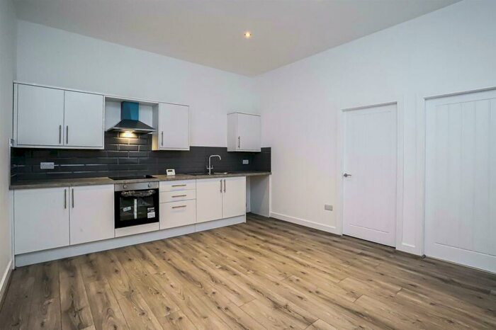 1 Bedroom Flat To Rent In Nairne Street, Burnley, BB11