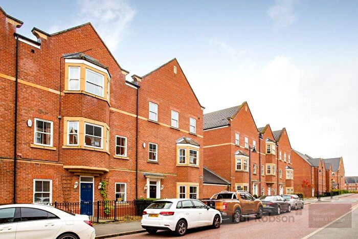 5 Bedroom House To Rent In Featherstone Grove, Great Park, Gosforth, Newcastle Upon Tyne, NE3