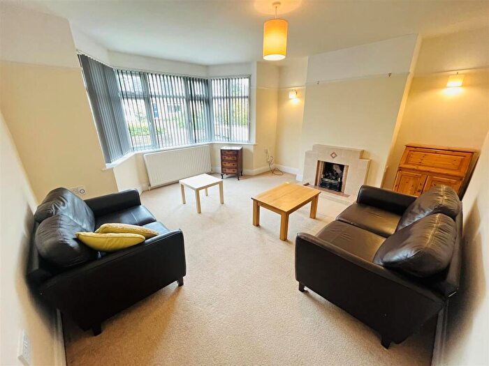 4 Bedroom Detached House To Rent In The Dell, Westbury-On-Trym, BS9